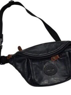 Elevate your style.  Classic Black Leather Waist purse Bag, vacations/casino